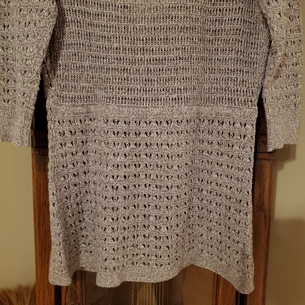 DKNY Jeans Women's V-neck Button-down Cardigan - Picture 7 of 8